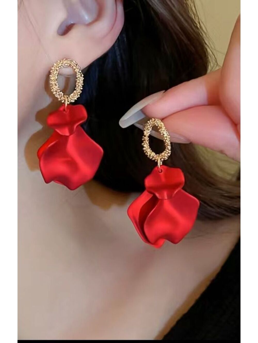 Dangling Flower Bomb-Red